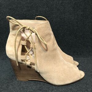 Sole Society Shoes Womens Bobbi Ankle Boots Booties Sand Suede Open Toe Size 8